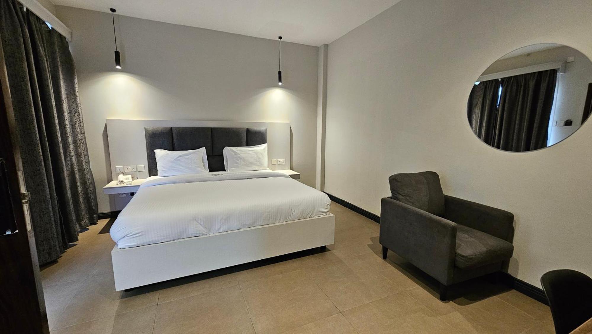 The Ivory Hotel Ναϊρόμπι Εξωτερικό φωτογραφία