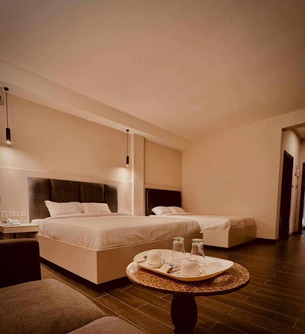 The Ivory Hotel Ναϊρόμπι Εξωτερικό φωτογραφία