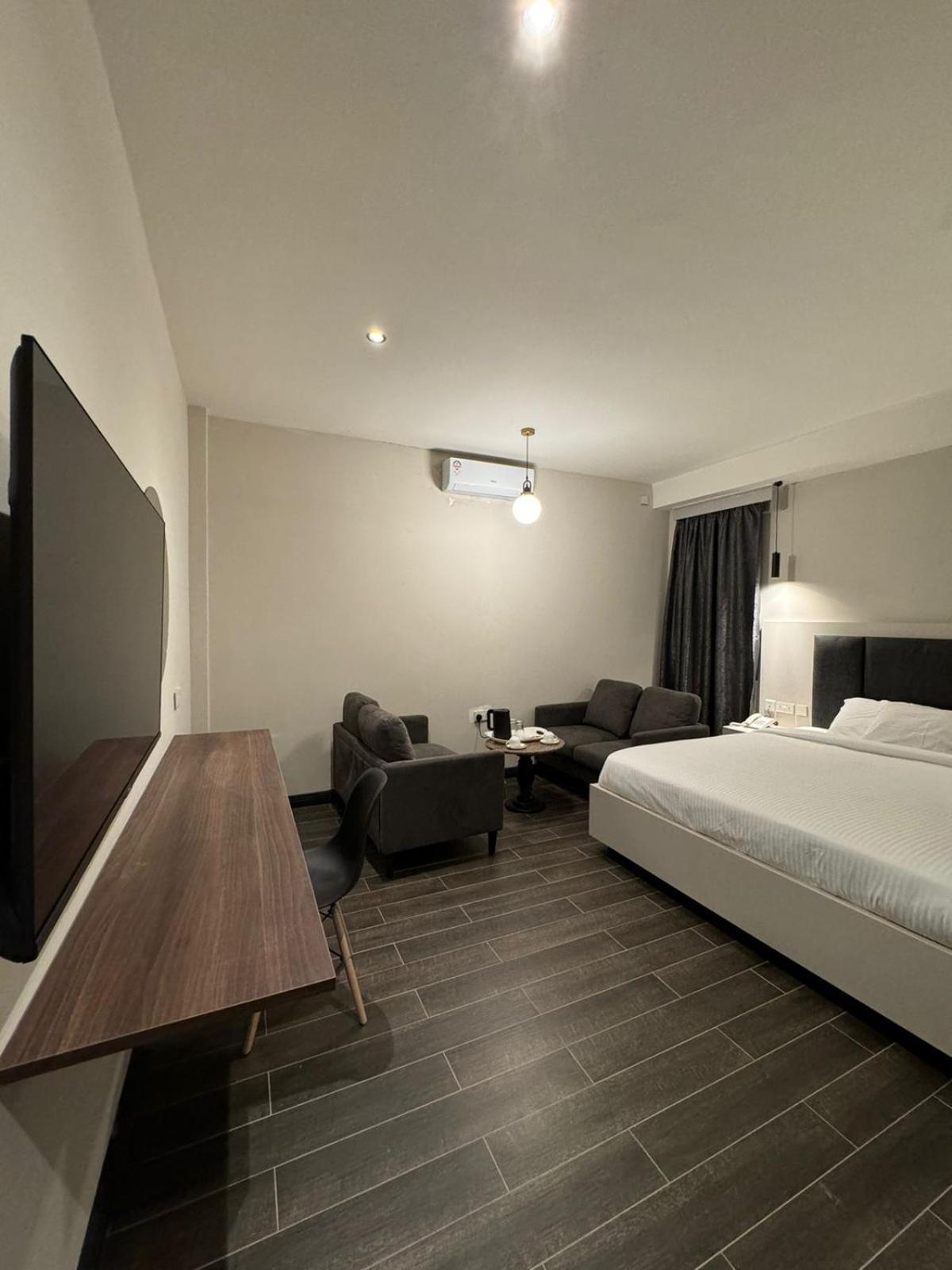 The Ivory Hotel Ναϊρόμπι Εξωτερικό φωτογραφία